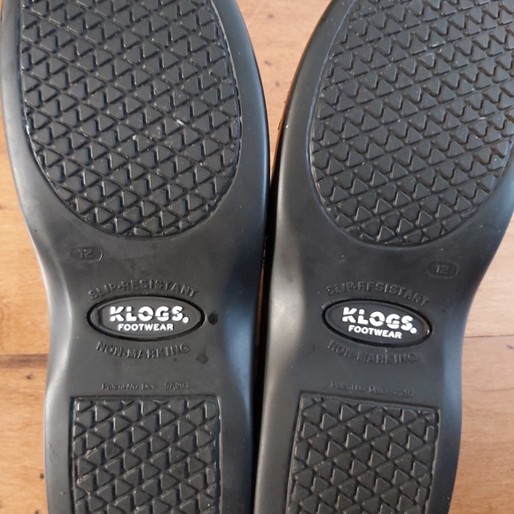 Black work slip on clogs.Slip resistant  sz 12.Condition is almost new! - Picture 3 of 4